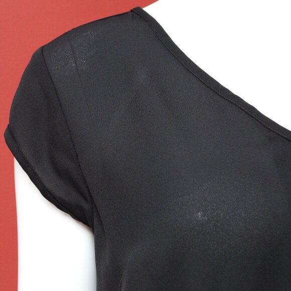 DR2 Black V-Neck Blouse - Picture 4 of 12